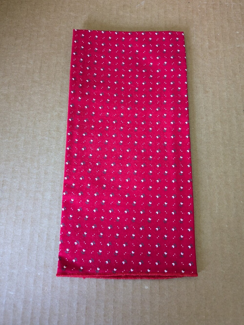 Napkin Cloth Red Printed with White Flowers